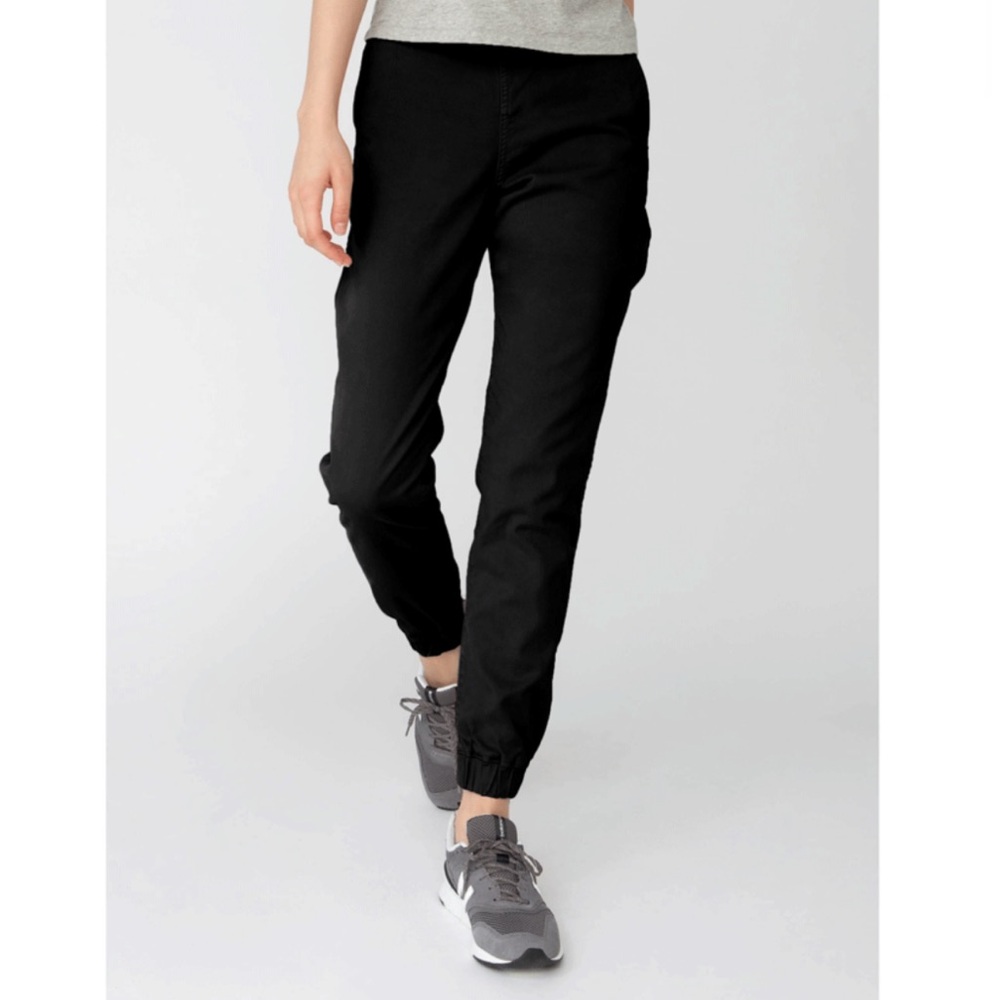 Duer Women's Live Lite Joggers Black size Large